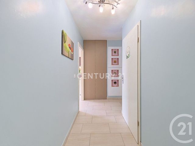 Appartement F3 &agrave; vendre - 3 pi&egrave;ces - 57,32 m2 - Noisy Le Grand - 93 - ILE-DE-FRANCE