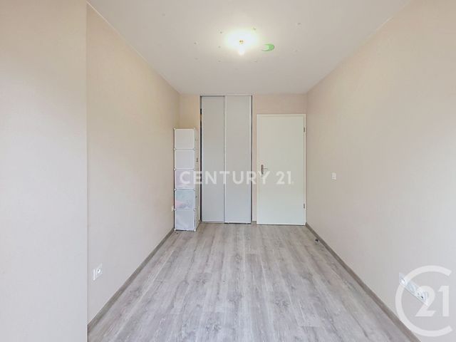 Appartement F3 &agrave; vendre - 3 pi&egrave;ces - 57,32 m2 - Noisy Le Grand - 93 - ILE-DE-FRANCE