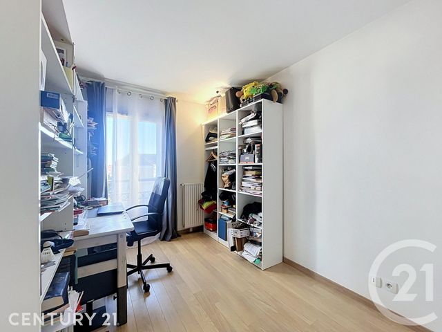 Appartement F4 &agrave; vendre - 4 pi&egrave;ces - 70,30 m2 - Noisy Le Grand - 93 - ILE-DE-FRANCE