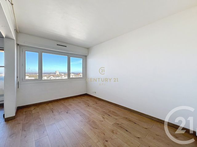 Appartement F4 &agrave; vendre - 4 pi&egrave;ces - 80,69 m2 - Noisy Le Grand - 93 - ILE-DE-FRANCE