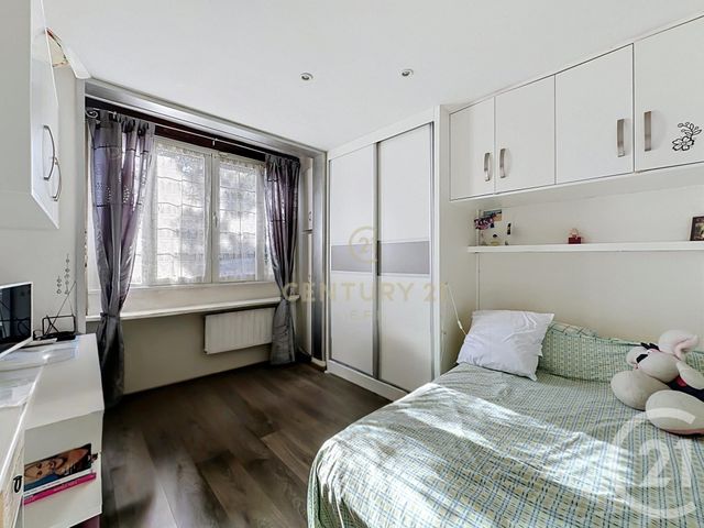 Maison &agrave; vendre - 7 pi&egrave;ces - 178 m2 - Noisy Le Grand - 93 - ILE-DE-FRANCE