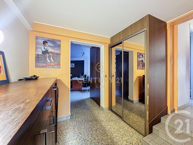 Maison &agrave; vendre - 7 pi&egrave;ces - 178 m2 - Noisy Le Grand - 93 - ILE-DE-FRANCE
