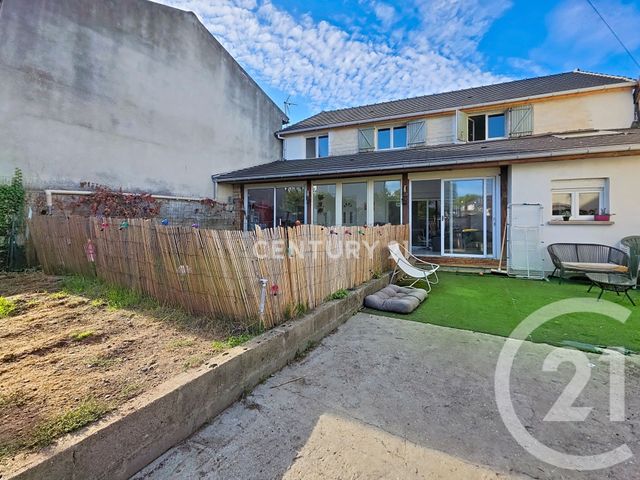 Maison &agrave; vendre - 5 pi&egrave;ces - 156,11 m2 - Noisy Le Grand - 93 - ILE-DE-FRANCE