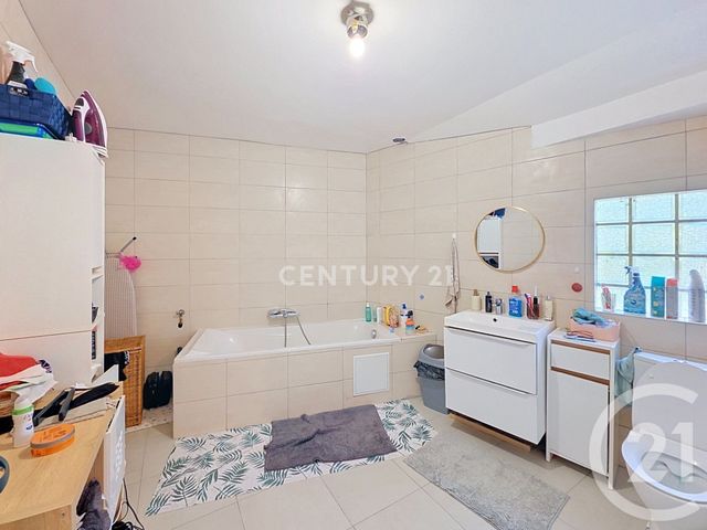 Maison &agrave; vendre - 5 pi&egrave;ces - 156,11 m2 - Noisy Le Grand - 93 - ILE-DE-FRANCE