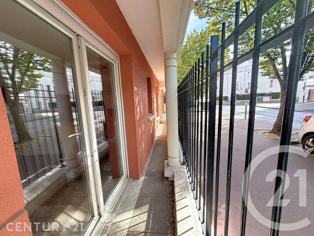 Appartement F2 &agrave; louer - 2 pi&egrave;ces - 38,65 m2 - Noisy Le Grand - 93 - ILE-DE-FRANCE
