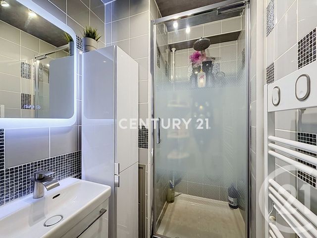 Maison &agrave; vendre - 6 pi&egrave;ces - 97 m2 - Noisy Le Grand - 93 - ILE-DE-FRANCE