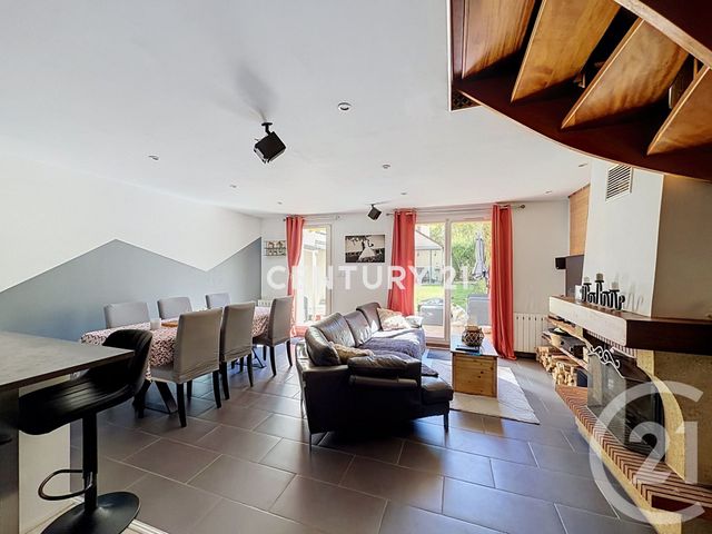 Maison &agrave; vendre - 6 pi&egrave;ces - 97 m2 - Noisy Le Grand - 93 - ILE-DE-FRANCE