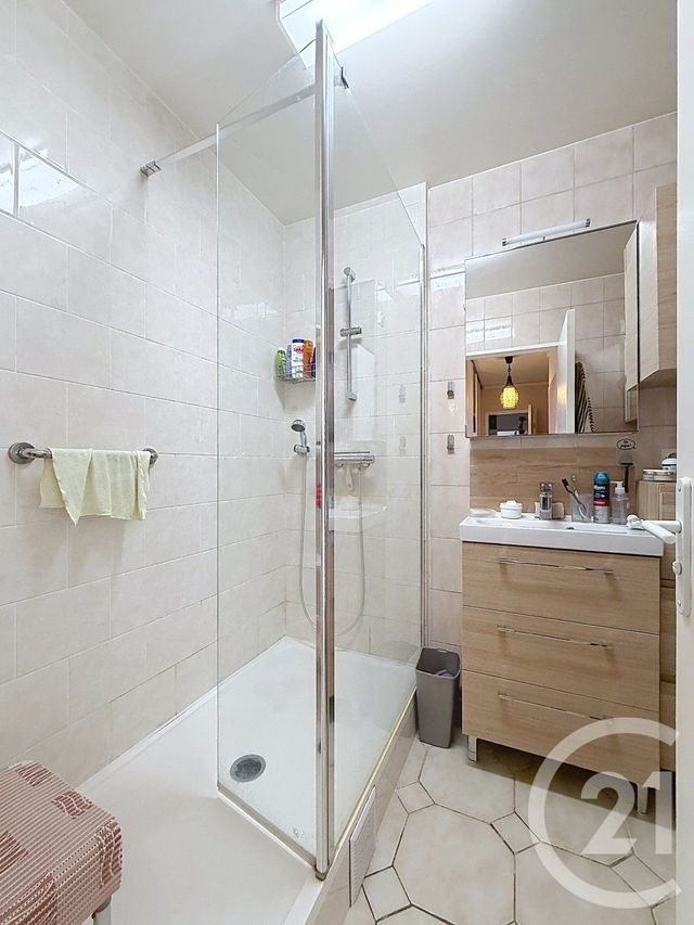 Appartement F3 &agrave; vendre - 3 pi&egrave;ces - 72,79 m2 - Noisy Le Grand - 93 - ILE-DE-FRANCE
