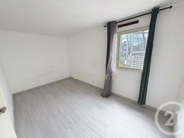 Appartement F2 &agrave; louer - 2 pi&egrave;ces - 47,52 m2 - Noisy Le Grand - 93 - ILE-DE-FRANCE