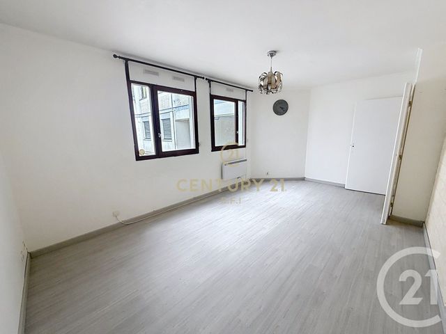 Appartement F2 &agrave; louer - 2 pi&egrave;ces - 47,52 m2 - Noisy Le Grand - 93 - ILE-DE-FRANCE