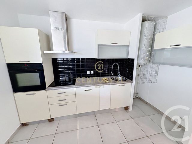 Appartement F2 &agrave; louer - 2 pi&egrave;ces - 47,52 m2 - Noisy Le Grand - 93 - ILE-DE-FRANCE