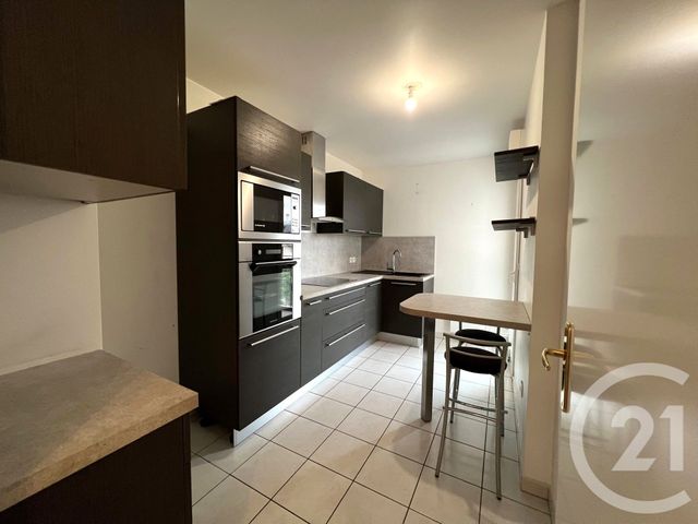 Appartement F3 &agrave; vendre - 3 pi&egrave;ces - 66,35 m2 - Noisy Le Grand - 93 - ILE-DE-FRANCE