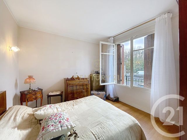 Maison &agrave; vendre - 7 pi&egrave;ces - 150 m2 - Noisy Le Grand - 93 - ILE-DE-FRANCE