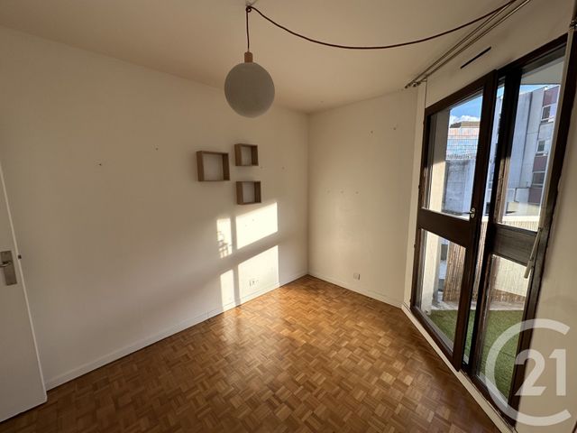 Appartement F3 &agrave; louer - 3 pi&egrave;ces - 72,24 m2 - Noisy Le Grand - 93 - ILE-DE-FRANCE