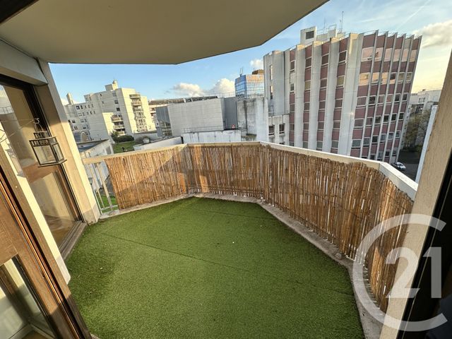 Appartement F3 &agrave; louer - 3 pi&egrave;ces - 72,24 m2 - Noisy Le Grand - 93 - ILE-DE-FRANCE