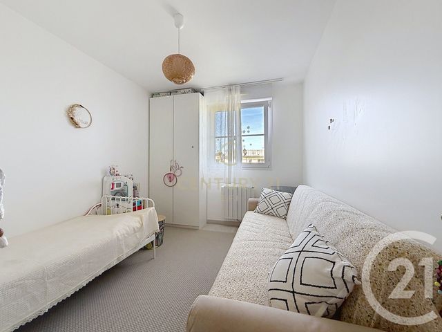 Appartement F3 &agrave; vendre - 3 pi&egrave;ces - 65 m2 - Noisy Le Grand - 93 - ILE-DE-FRANCE