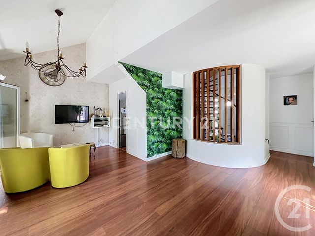 Maison &agrave; vendre - 5 pi&egrave;ces - 101,74 m2 - Noisy Le Grand - 93 - ILE-DE-FRANCE