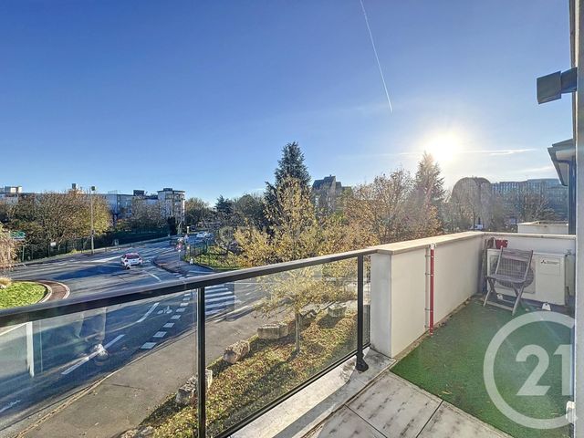 Appartement F3 à vendre - 3 pièces - 55 m2 - Noisy Le Grand - 93 - ILE-DE-FRANCE