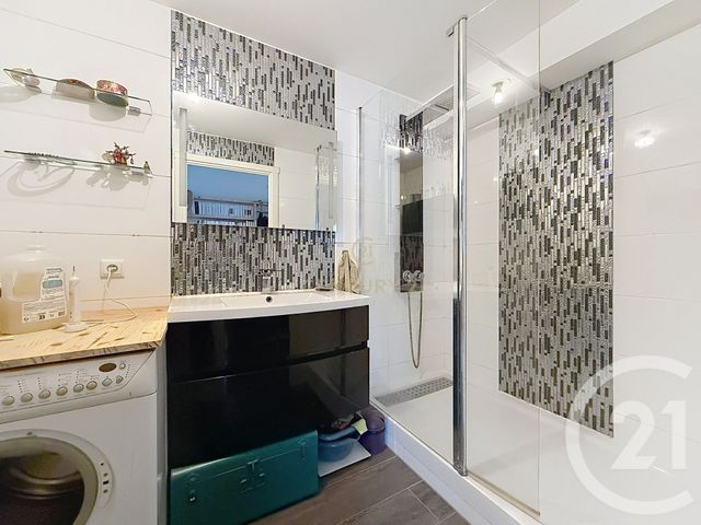 Appartement F3 &agrave; vendre - 3 pi&egrave;ces - 64 m2 - Noisy Le Grand - 93 - ILE-DE-FRANCE