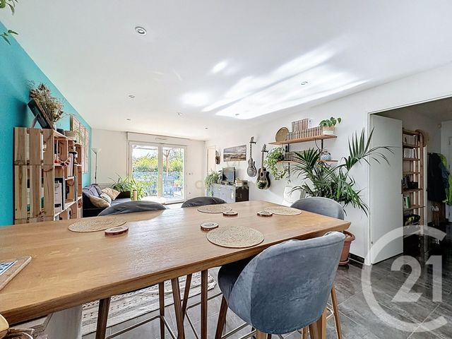 Appartement F3 &agrave; vendre - 3 pi&egrave;ces - 64 m2 - Noisy Le Grand - 93 - ILE-DE-FRANCE