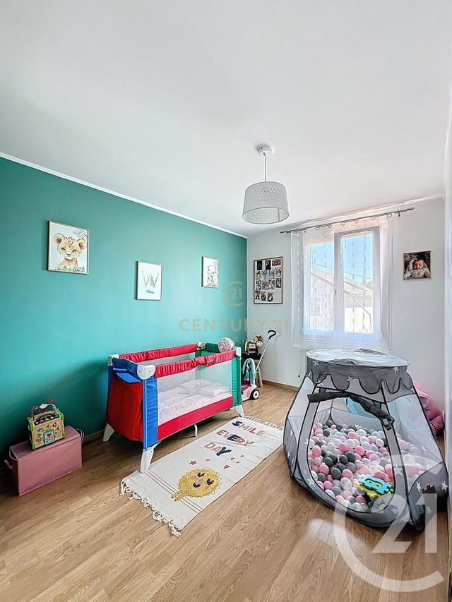 Maison à vendre - 5 pièces - 117 m2 - Noisy Le Grand - 93 - ILE-DE-FRANCE