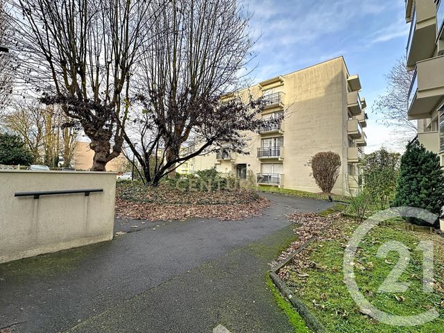 Appartement F4 &agrave; vendre - 4 pi&egrave;ces - 70,02 m2 - Noisy Le Grand - 93 - ILE-DE-FRANCE