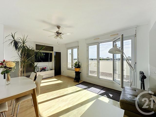 Appartement Duplex &agrave; vendre - 4 pi&egrave;ces - 97,44 m2 - Noisy Le Grand - 93 - ILE-DE-FRANCE
