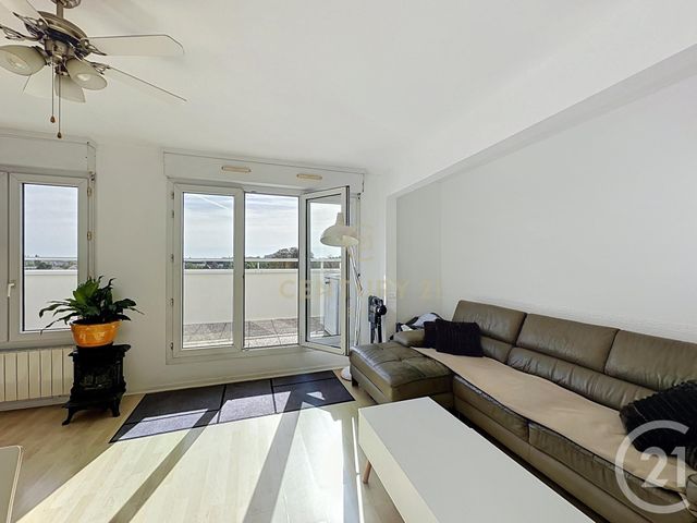 Appartement Duplex &agrave; vendre - 4 pi&egrave;ces - 97,44 m2 - Noisy Le Grand - 93 - ILE-DE-FRANCE