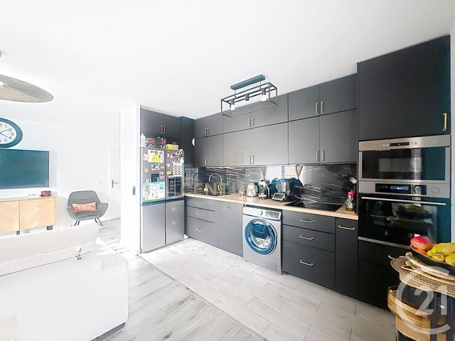 Appartement F4 &agrave; vendre - 4 pi&egrave;ces - 76,74 m2 - Neuilly Sur Marne - 93 - ILE-DE-FRANCE