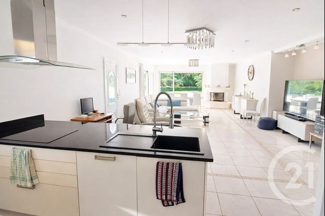 Maison &agrave; vendre - 7 pi&egrave;ces - 204,90 m2 - Sardan - 30 - LANGUEDOC-ROUSSILLON