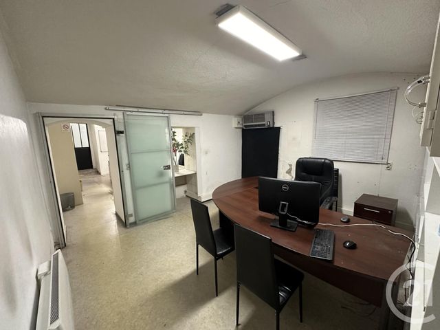 Local commercial à louer - 80.0 m2 - 30 - Gard