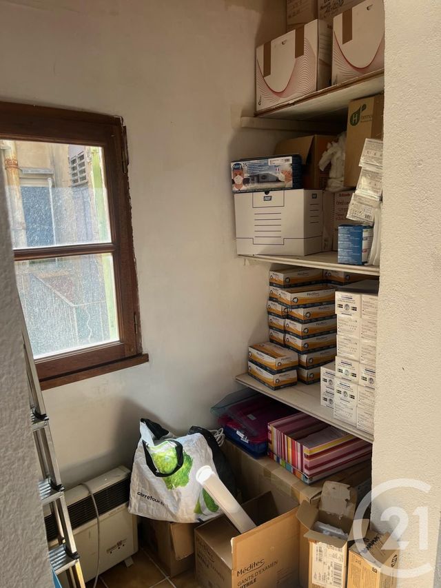 Appartement Local à louer - 2 pièces - 54 m2 - Sommieres - 30 - LANGUEDOC-ROUSSILLON