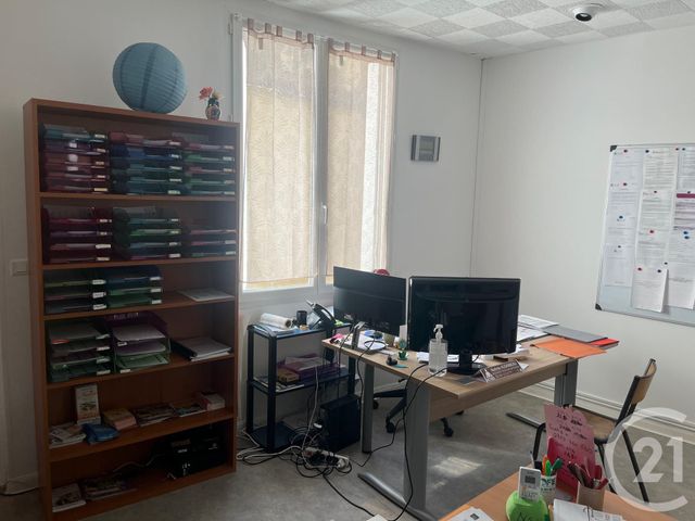 Appartement Local à louer - 2 pièces - 54 m2 - Sommieres - 30 - LANGUEDOC-ROUSSILLON