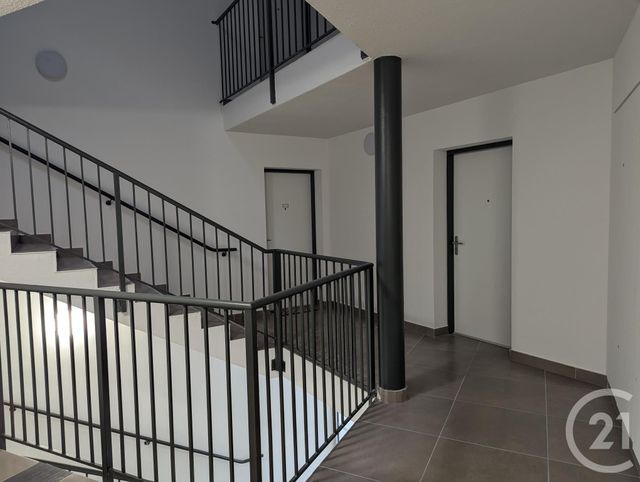 Appartement F4 à vendre - 5 pièces - 86 m2 - Marsillargues - 34 - LANGUEDOC-ROUSSILLON