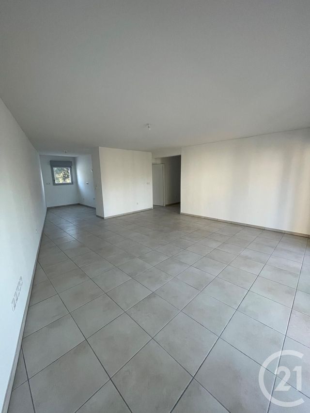 Appartement F4 à vendre - 5 pièces - 86 m2 - Marsillargues - 34 - LANGUEDOC-ROUSSILLON