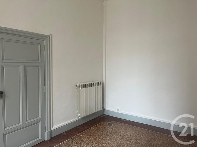 Appartement F2 &agrave; louer - 2 pi&egrave;ces - 43 m2 - Sommieres - 30 - LANGUEDOC-ROUSSILLON