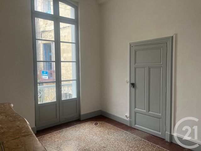 Appartement F2 &agrave; louer - 2 pi&egrave;ces - 43 m2 - Sommieres - 30 - LANGUEDOC-ROUSSILLON