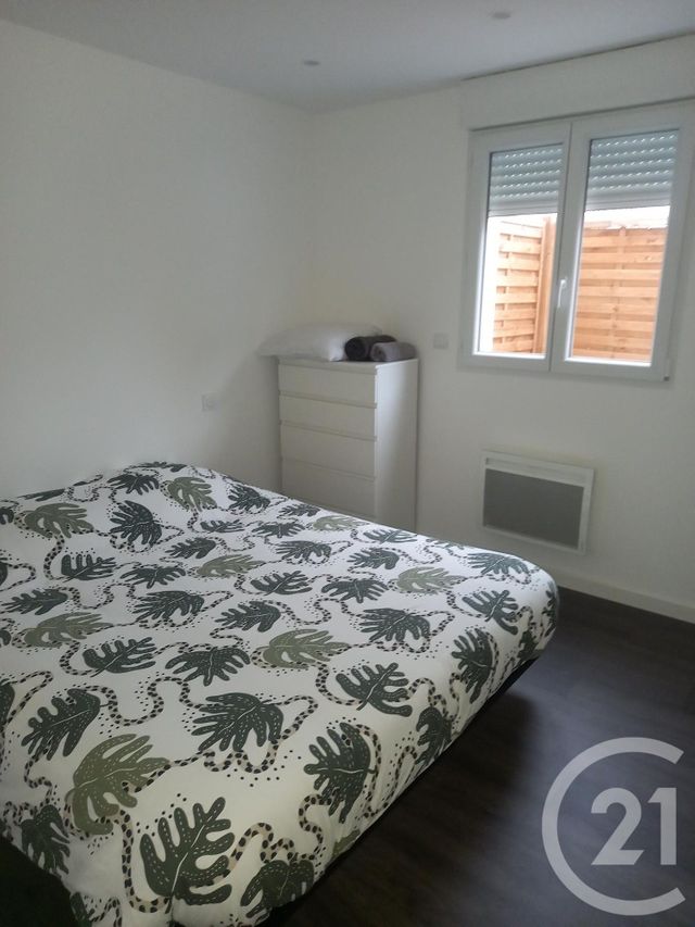Appartement F2 &agrave; louer - 2 pi&egrave;ces - 29,28 m2 - Cannes Et Clairan - 30 - LANGUEDOC-ROUSSILLON