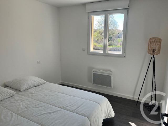 Appartement F2 &agrave; louer - 2 pi&egrave;ces - 29,28 m2 - Cannes Et Clairan - 30 - LANGUEDOC-ROUSSILLON