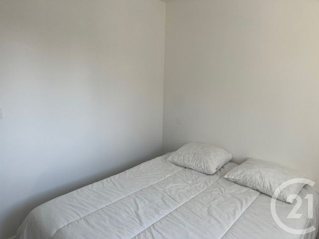 Appartement F2 &agrave; louer - 2 pi&egrave;ces - 29,28 m2 - Cannes Et Clairan - 30 - LANGUEDOC-ROUSSILLON