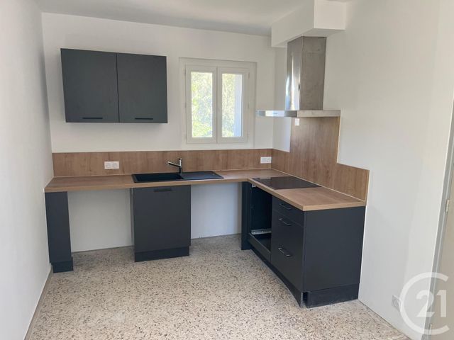 Appartement F4 &agrave; louer - 4 pi&egrave;ces - 79,30 m2 - Moulezan - 30 - LANGUEDOC-ROUSSILLON