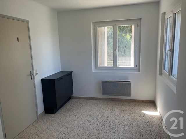 Appartement F4 &agrave; louer - 4 pi&egrave;ces - 79,30 m2 - Moulezan - 30 - LANGUEDOC-ROUSSILLON