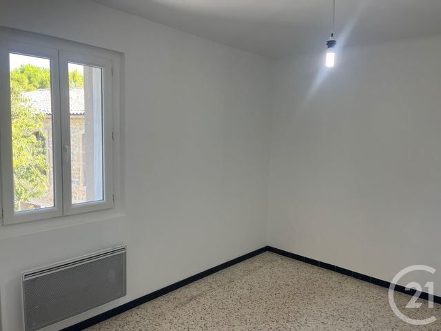 Appartement F4 &agrave; louer - 4 pi&egrave;ces - 79,30 m2 - Moulezan - 30 - LANGUEDOC-ROUSSILLON