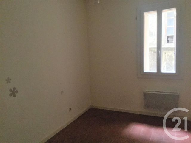 Appartement F2 à louer - 2 pièces - 59,60 m2 - Sommieres - 30 - LANGUEDOC-ROUSSILLON
