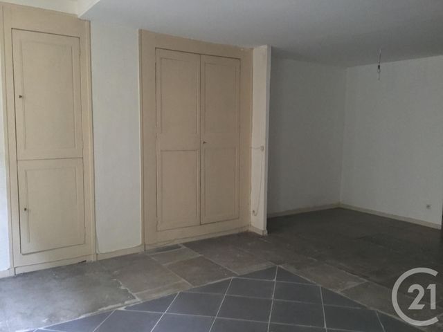 Appartement F2 à louer - 2 pièces - 59,60 m2 - Sommieres - 30 - LANGUEDOC-ROUSSILLON