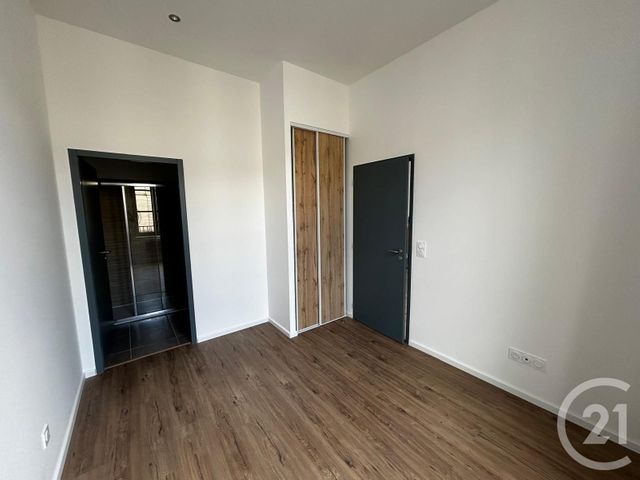 Appartement F2 &agrave; louer - 2 pi&egrave;ces - 39,16 m2 - Sommieres - 30 - LANGUEDOC-ROUSSILLON
