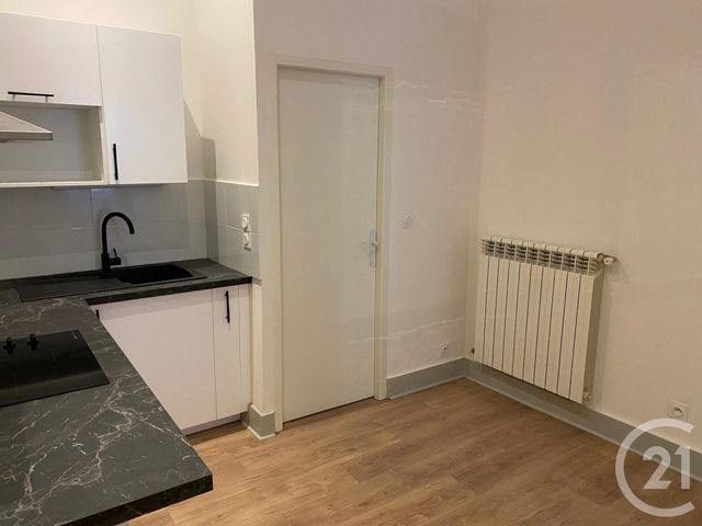 Appartement F2 à louer - 2 pièces - 49,60 m2 - Sommieres - 30 - LANGUEDOC-ROUSSILLON