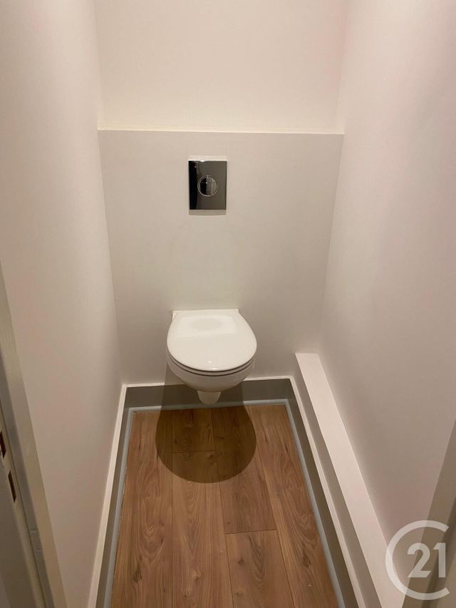 Appartement F2 à louer - 2 pièces - 49,60 m2 - Sommieres - 30 - LANGUEDOC-ROUSSILLON