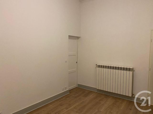 Appartement F2 à louer - 2 pièces - 49,60 m2 - Sommieres - 30 - LANGUEDOC-ROUSSILLON