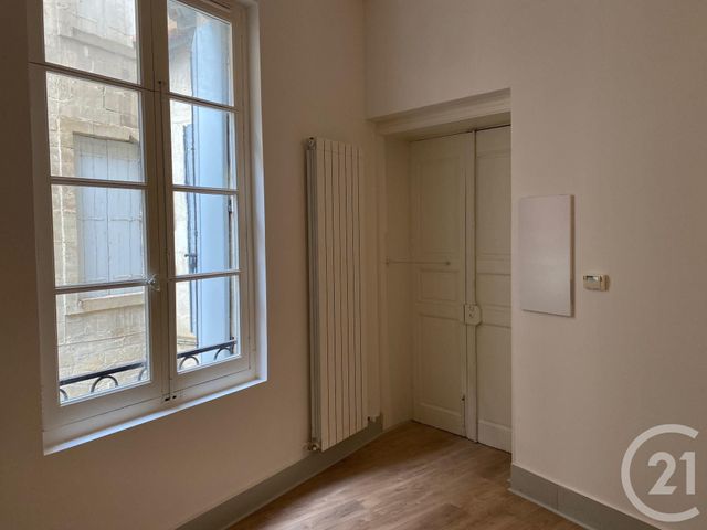 Appartement F2 à louer - 2 pièces - 49,60 m2 - Sommieres - 30 - LANGUEDOC-ROUSSILLON